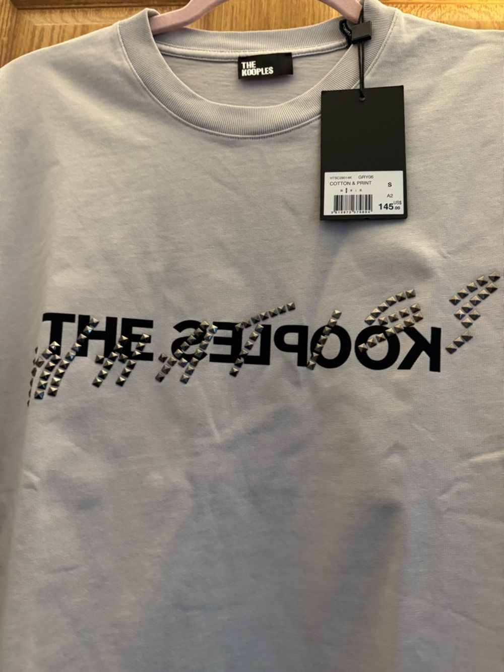 NWT The Kooples Gray Short-Sleeve Men’s Studded Tee with Black Script - Picture 4 of 8